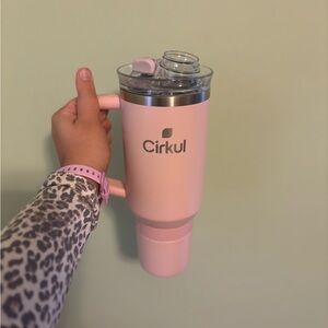 Cirkul Pink Drinkware Bottle 40oz